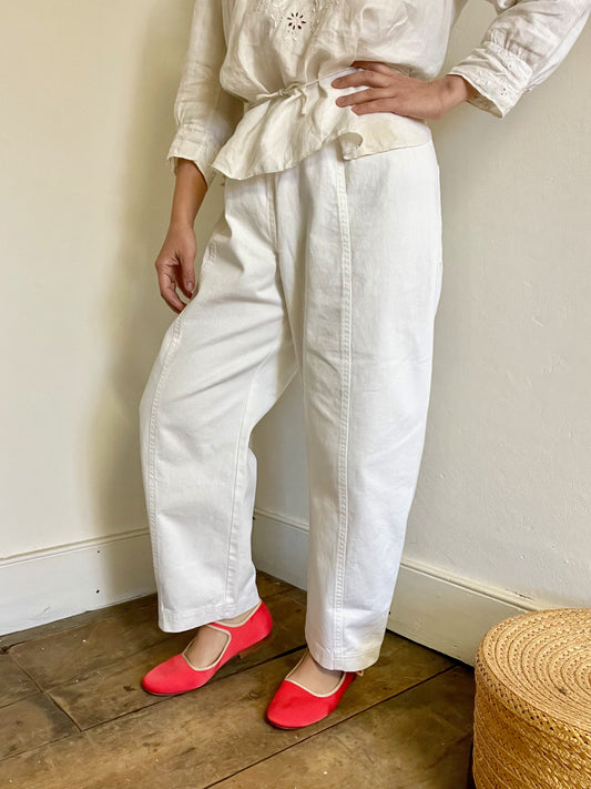 JANUS ORIGINAL white