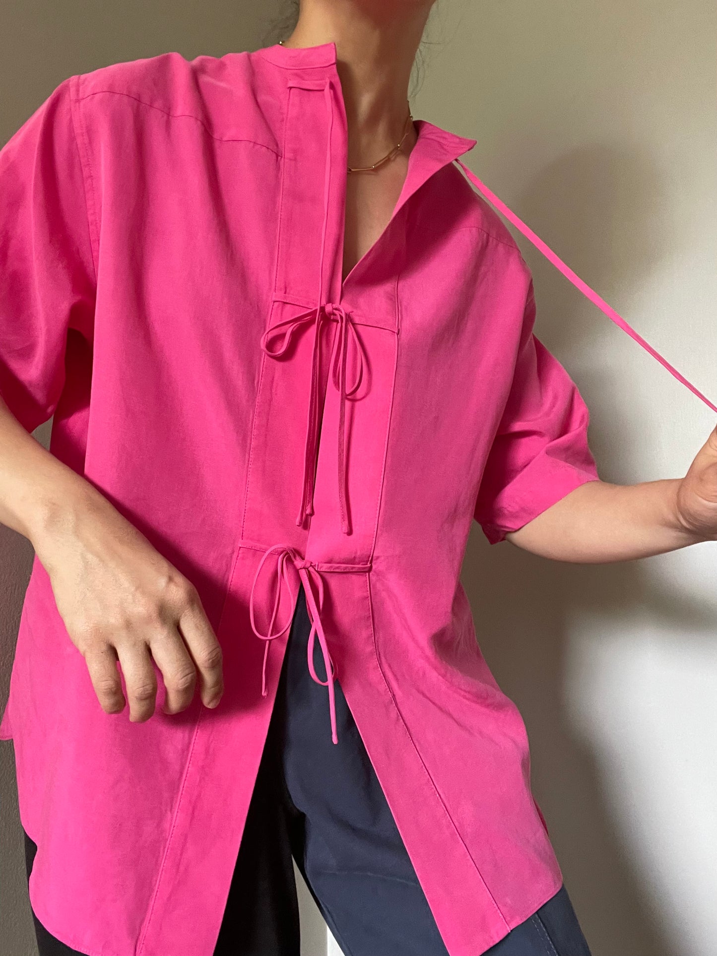 GEMMA TIE TOP magenta
