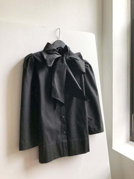 CHELSEA REVERSIBLE BOW TOP black