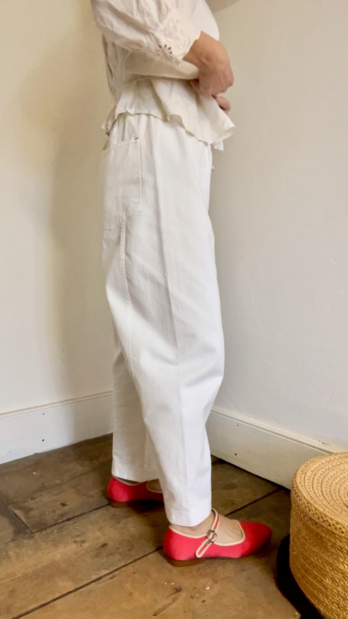 JANUS ORIGINAL white